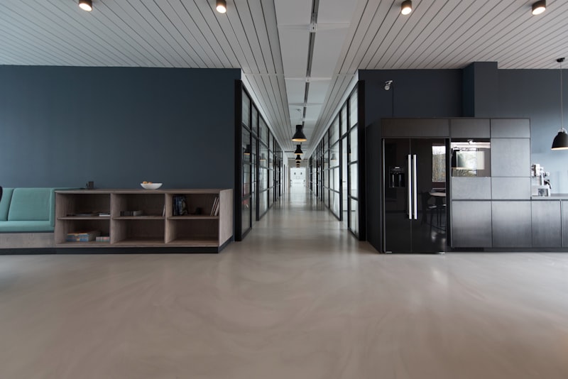 Interior da unidade Area 51 do Coletivo Coworking em Porto Alegre